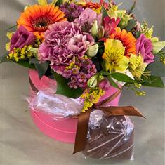 Pink Meringue Hatbox with Chocolate Heart
