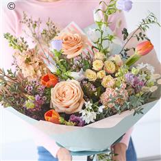 Luxury Spring Trending Hand-tied